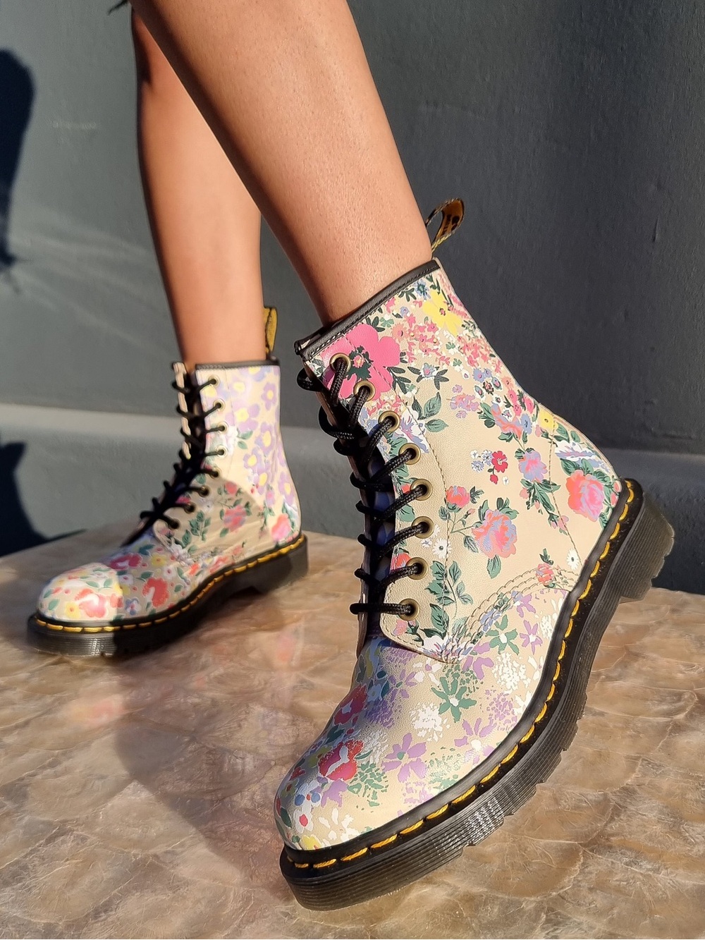 Dr. Martens 1460 Floral Mash Up Leather Combat Ankle Boot US 8 Cream 90s Grunge
